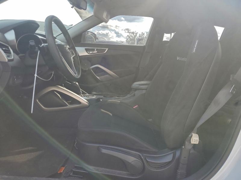 Photo 7 from auction – 2013 HYUNDAI VELOSTER with VIN KMHTC6AD2DU096362
