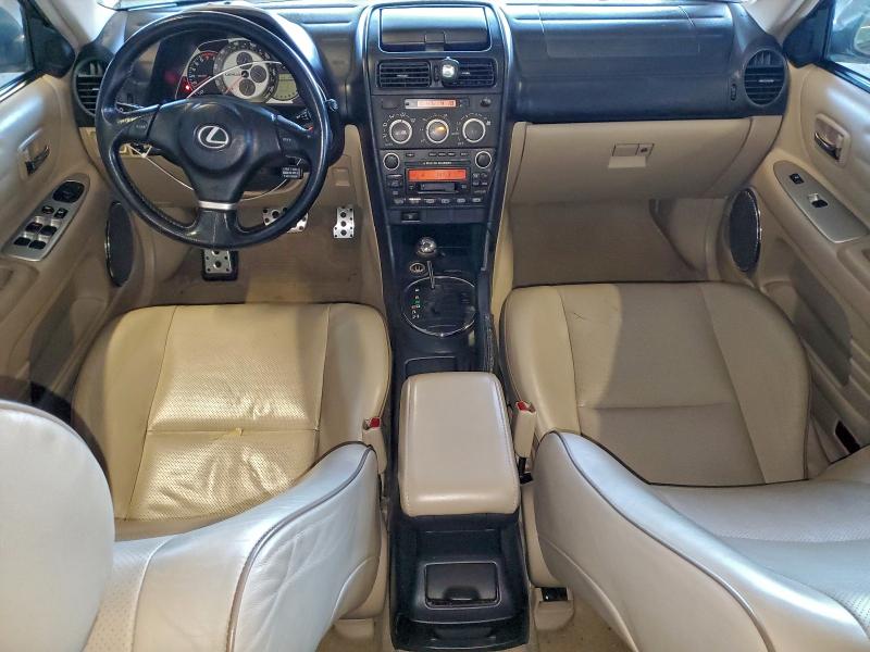 Photo 8 from auction – 2004 LEXUS IS 300 with VIN JTHBD192140087337
