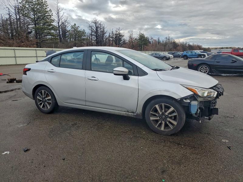 Photo 4 from auction – 2021 NISSAN VERSA with VIN 3N1CN8EV8ML835101