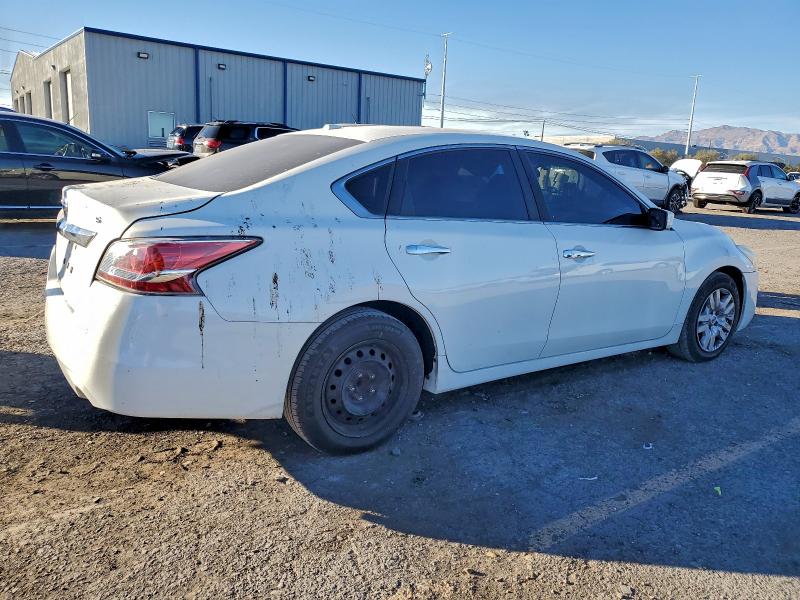 Photo 3 from auction – 2015 NISSAN ALTIMA 2.5 with VIN 1N4AL3AP4FC420155