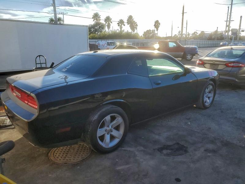 Photo 3 from auction – 2013 DODGE CHALLENGER with VIN 2C3CDYAG3DH582144