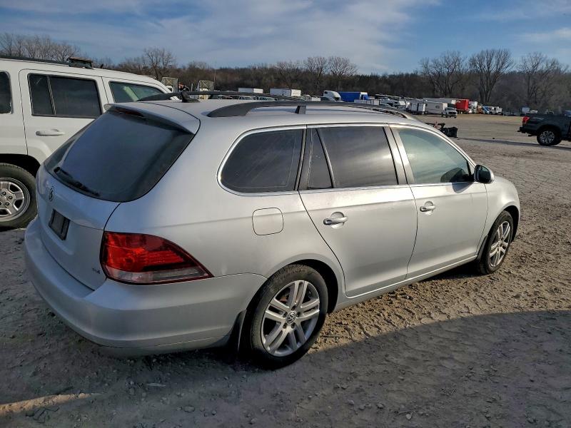 Photo 3 from auction – 2012 VOLKSWAGEN JETTA TDI with VIN 3VWPL7AJ7CM675848