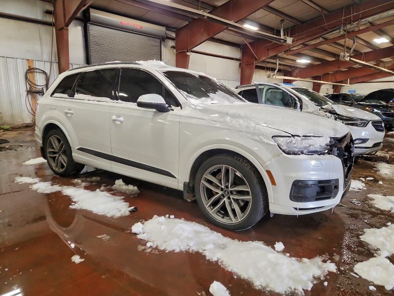 Photo 4 from auction – 2017 AUDI Q7 with VIN WA1VAAF72HD028412