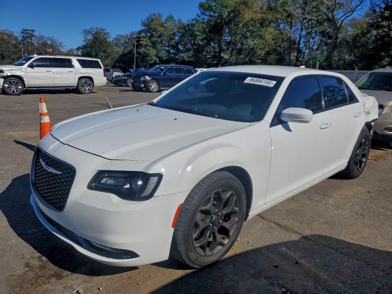 CHRYSLER 300 S 2020 with VIN 2C3CCAGG8LH158927 - Photo from auction