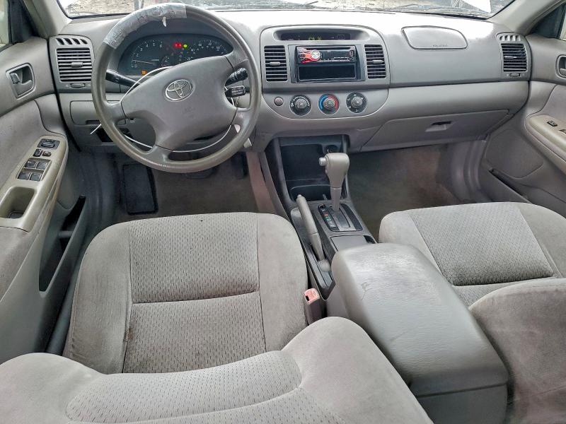 Photo 8 from auction – 2004 TOYOTA CAMRY LE with VIN 4T1BE32K94U320406