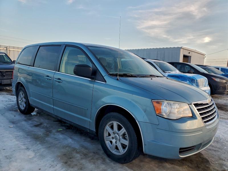 Photo 4 from auction – 2010 CHRYSLER TOWN & COU with VIN 2A4RR2D19AR357058