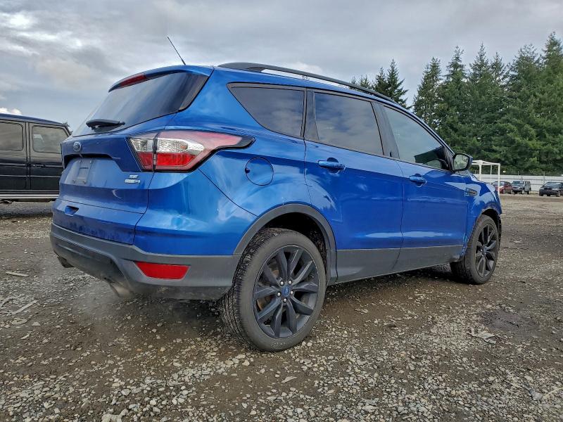 Photo 3 from auction – 2018 FORD ESCAPE SE with VIN 1FMCU9GD4JUD14884