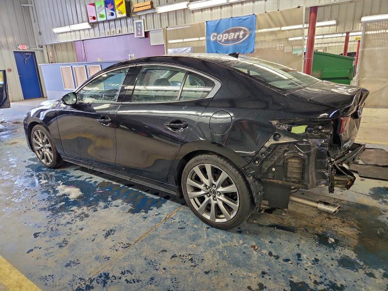 Photo 2 from auction – 2020 MAZDA 3 PREMIUM with VIN 3MZBPBEM9LM124164