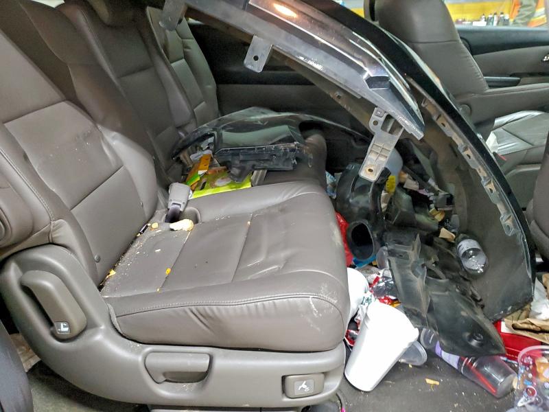 Photo 11 from auction – 2014 HONDA ODYSSEY EX with VIN 5FNRL5H65EB103458