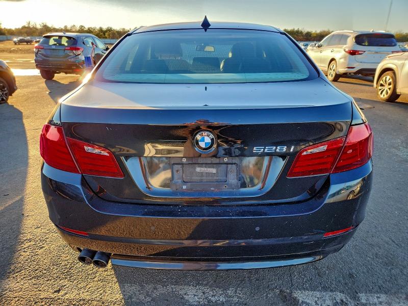 Photo 6 from auction – 2011 BMW 528 I with VIN WBAFR1C54BC743482