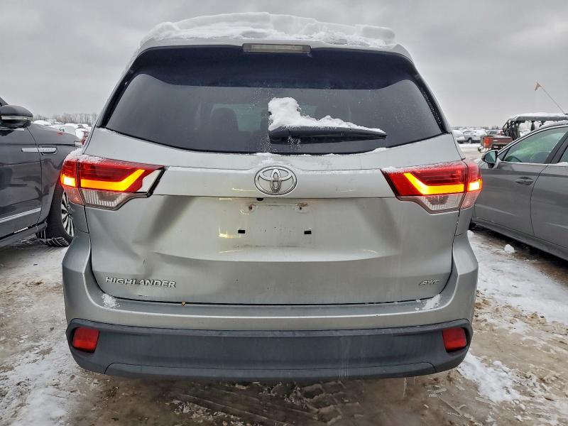 Photo 6 from auction – 2019 TOYOTA HIGHLANDER with VIN 5TDBZRFH7KS948363