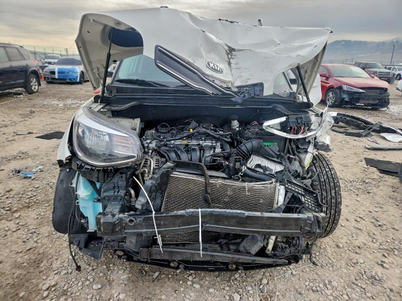 Photo 5 from auction – 2019 KIA SOUL with VIN KNDJP3A59K7696833