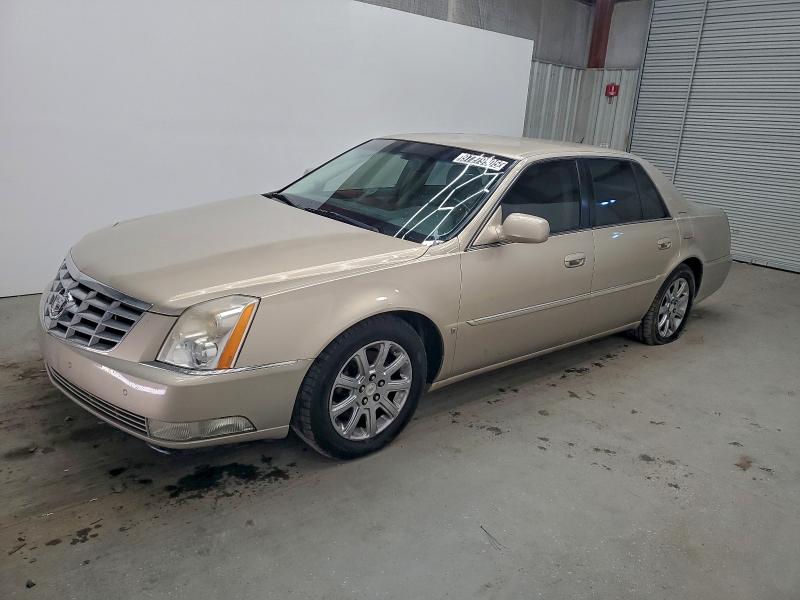 CADILLAC DTS 2008 with VIN 1G6KD57YX8U157757 - Photo from auction