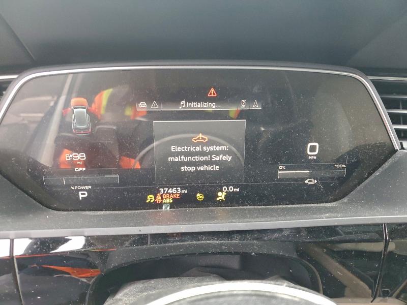 Zdjęcie 9 z aukcji – 2021 AUDI E-TRON PRE z VIN WA1LAAGEXMB004434
