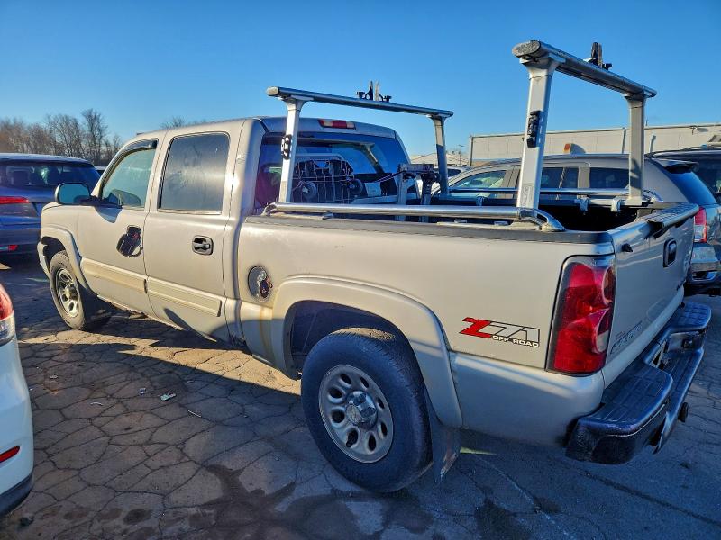 Photo 2 from auction – 2004 CHEVROLET SILVERADO with VIN 2GCEK13T641305492
