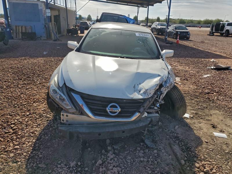 Photo 5 from auction – 2016 NISSAN ALTIMA 2.5 with VIN 1N4AL3AP4GC295448