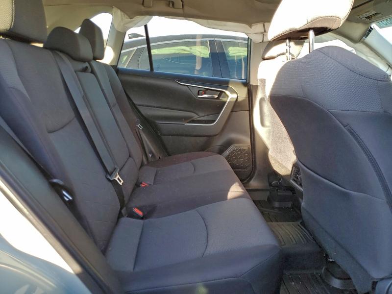 Photo 11 from auction – 2022 TOYOTA RAV4 XLE with VIN 2T3P1RFV3NW298551