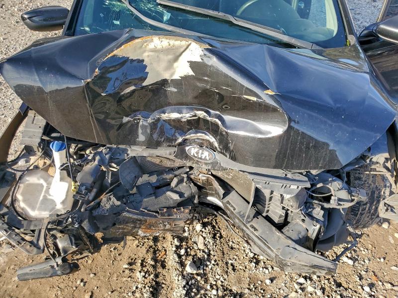 Photo 11 from auction – 2016 KIA FORTE LX with VIN KNAFK4A68G5609541