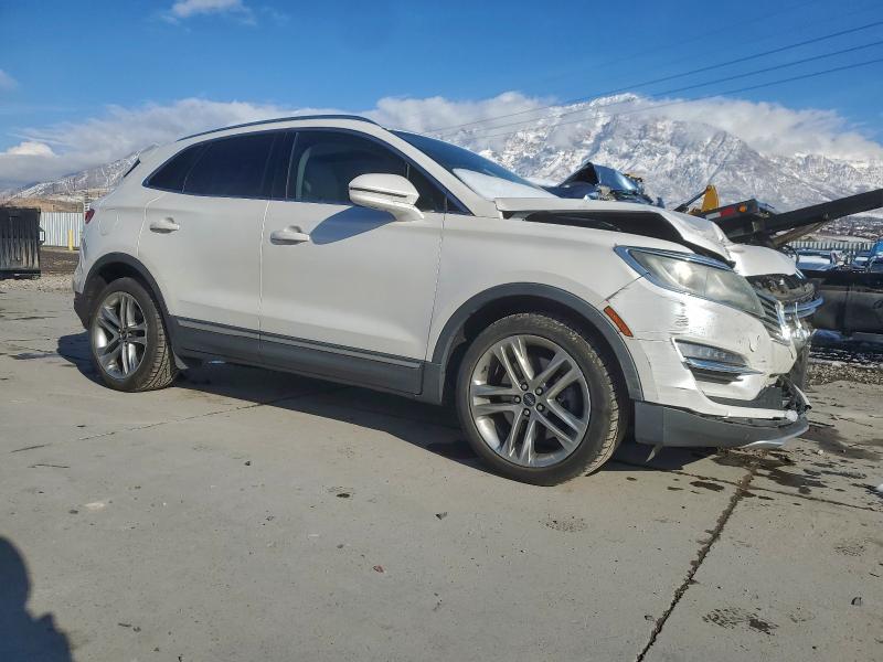 Photo 4 from auction – 2016 LINCOLN MKC RESERV with VIN 5LMTJ3DH6GUJ31845