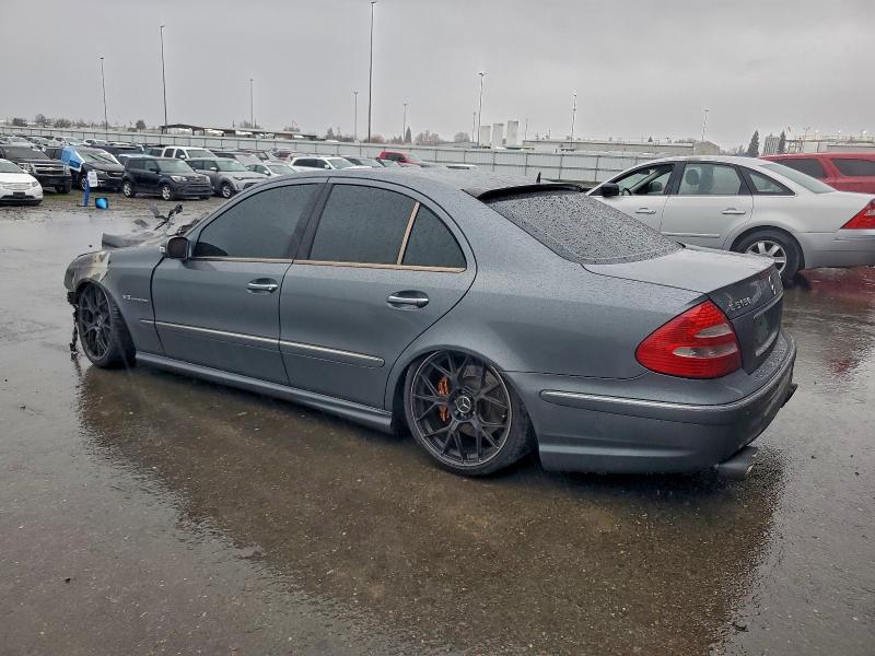 Photo 2 from auction – 2005 MERCEDES-BENZ E 55 AMG with VIN WDBUF76J95A737349
