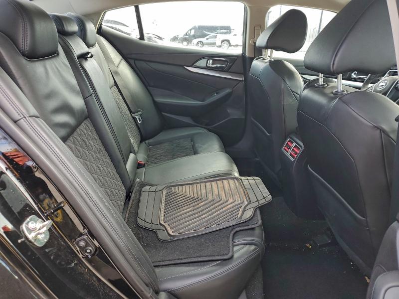 Photo 10 from auction – 2017 NISSAN MAXIMA 3.5 with VIN 1N4AA6AP9HC400381