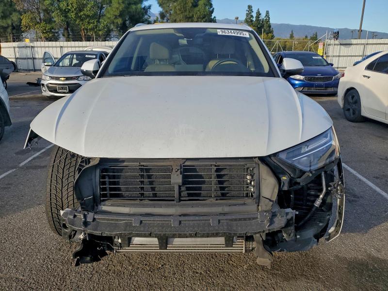 Photo 5 from auction – 2021 AUDI Q5 PREMIUM with VIN WA1BAAFY3M2099782