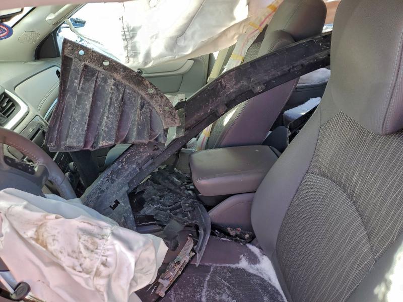 Photo 13 from auction – 2015 CHEVROLET TRAVERSE L with VIN 1GNKVGKD7FJ323555