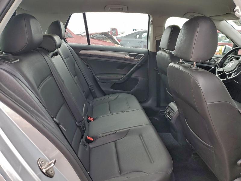 Photo 10 from auction – 2015 VOLKSWAGEN E-GOLF SEL with VIN WVWPP7AU4FW907652
