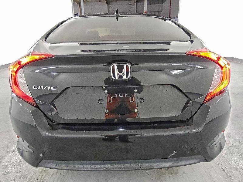 Photo 6 from auction – 2017 HONDA CIVIC EX with VIN 2HGFC2F79HH565325