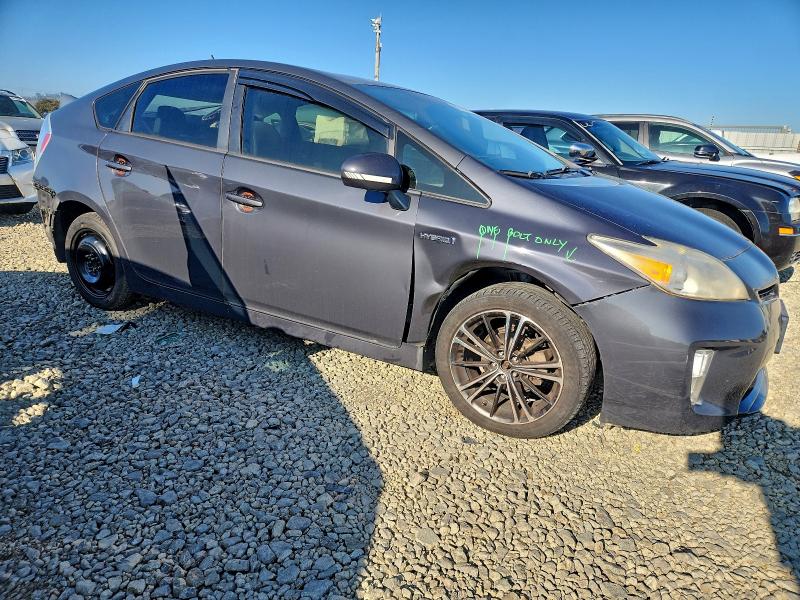 Photo 4 from auction – 2014 TOYOTA PRIUS with VIN JTDKN3DU5E0358663