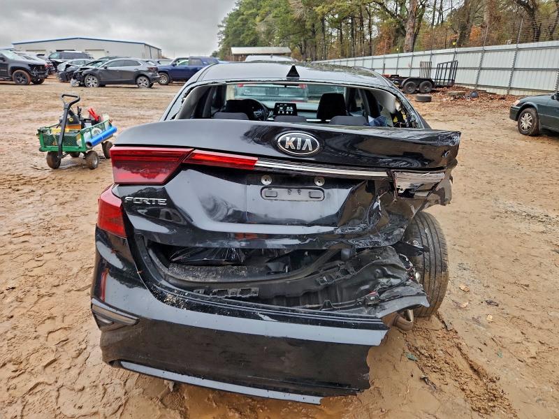 Photo 6 from auction – 2019 KIA FORTE FE with VIN 3KPF24AD0KE014830