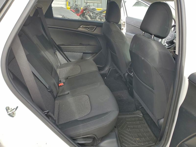 Photo 10 from auction – 2023 KIA SPORTAGE L with VIN KNDPU3AF2P7035728