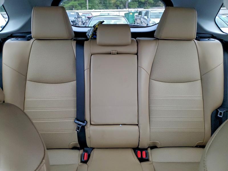 Photo 10 from auction – 2022 TOYOTA RAV4 LIMIT with VIN 2T3N1RFV3NW317168