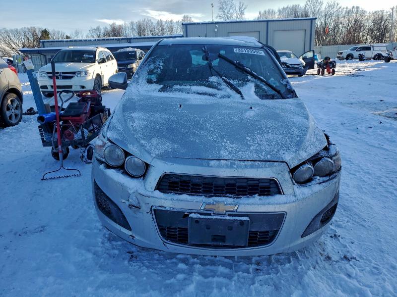 Photo 5 from auction – 2013 CHEVROLET SONIC LT with VIN 1G1JC6SB4D4162234