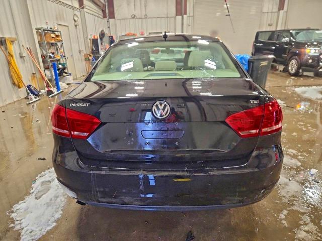 Photo 6 from auction – 2015 VOLKSWAGEN PASSAT S with VIN 1VWAT7A30FC118969