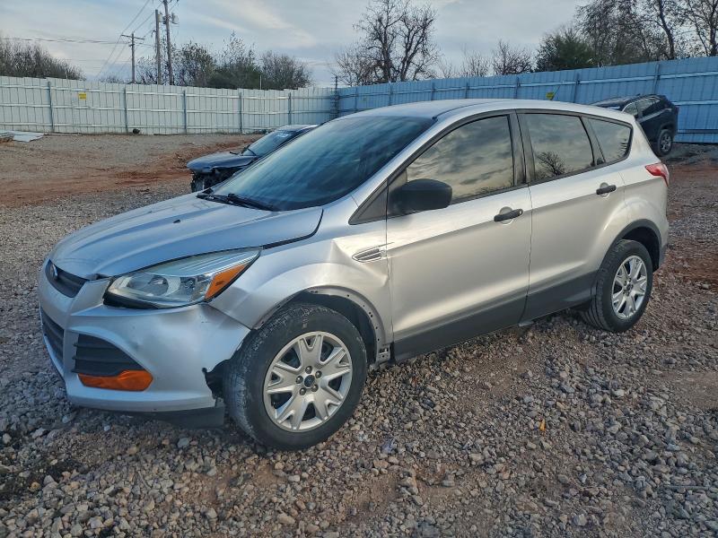 FORD ESCAPE S 2015 with VIN 1FMCU0F72FUC42663 - Photo from auction