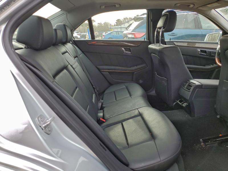 Photo 10 from auction – 2010 MERCEDES-BENZ E with VIN WDDHF5GB0AA049917