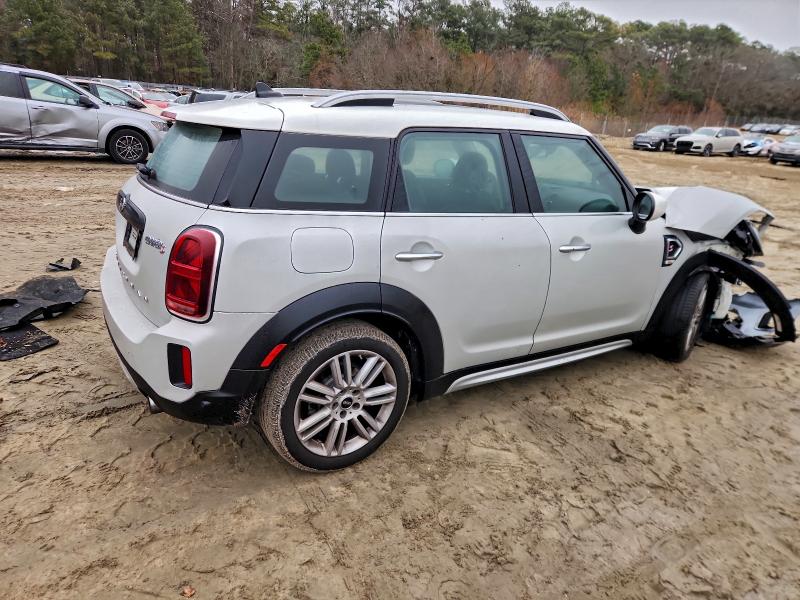 Photo 3 from auction – 2023 MINI COOPER with VIN WMZ53BR05P3P88259