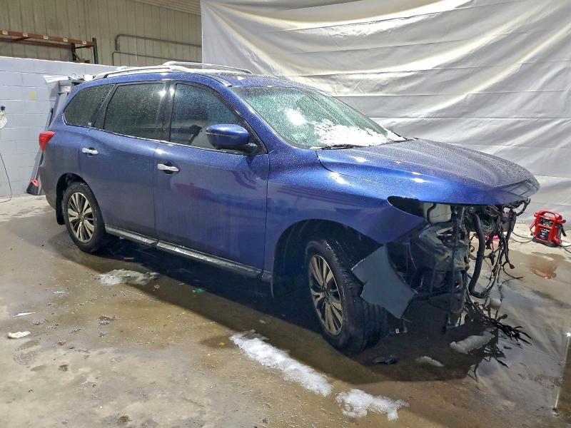 Photo 4 from auction – 2017 NISSAN PATHFINDER with VIN 5N1DR2MMXHC604841