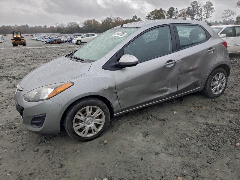 MAZDA MAZDA2 2013 with VIN JM1DE1KZ7D0154649 - Photo from auction