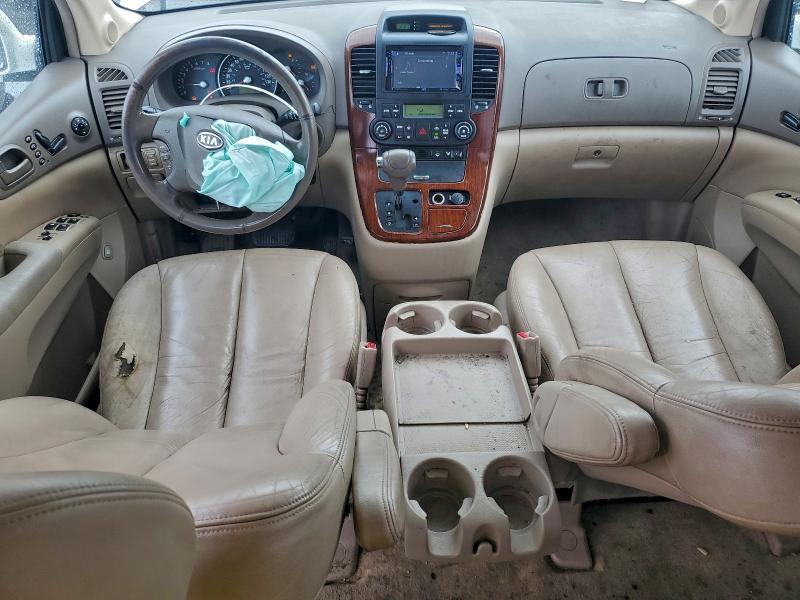 Photo 8 from auction – 2006 KIA SEDONA with VIN KNDMB233266015912