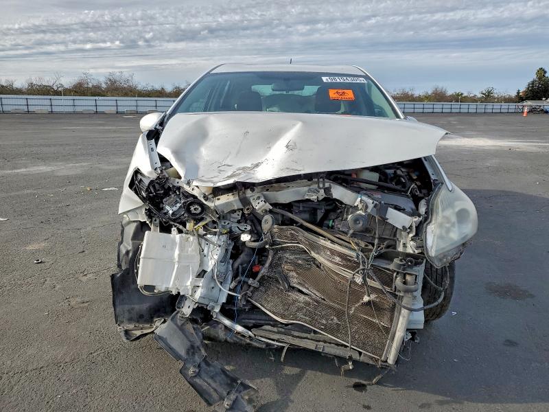 Photo 5 from auction – 2011 TOYOTA PRIUS with VIN JTDKN3DU4B0276029