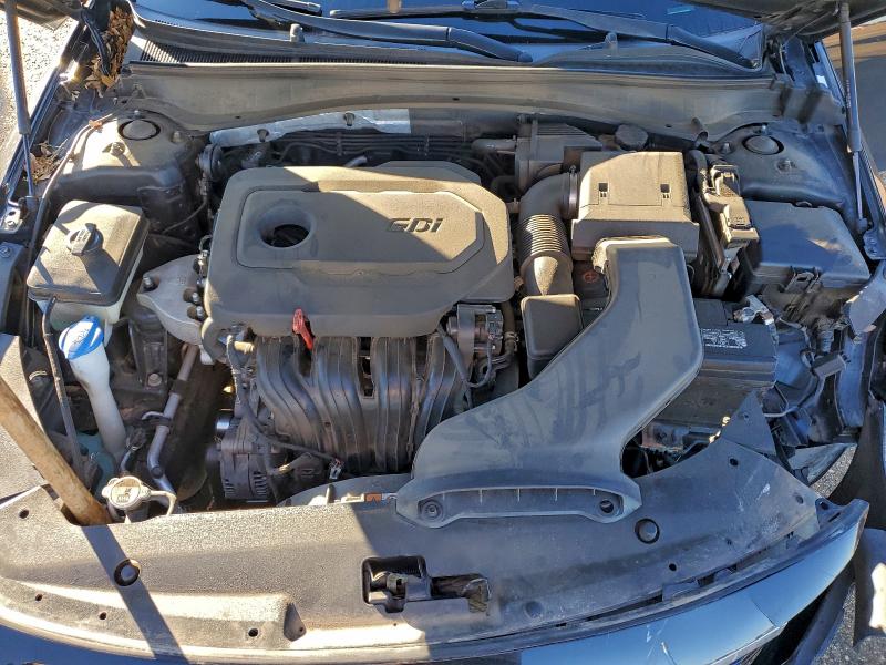 Photo 11 from auction – 2017 KIA OPTIMA with VIN 5XXGT4L32HG136594