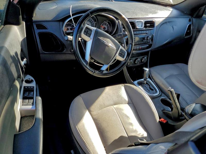 Photo 8 from auction – 2012 CHRYSLER 200 TOURIN with VIN 1C3BCBEB2CN215655