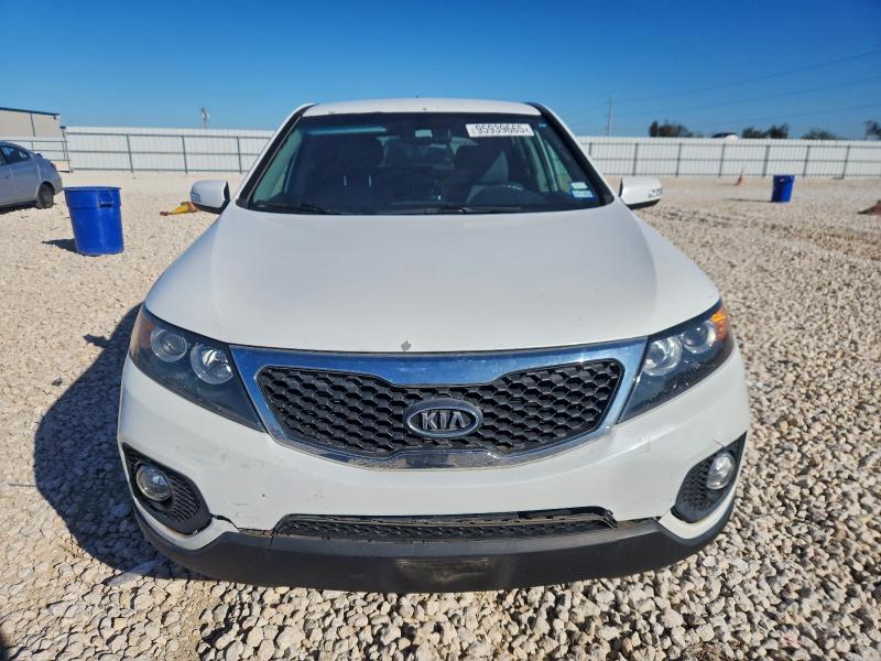 Photo 5 from auction – 2013 KIA SORENTO with VIN 5XYKT3A18DG403958