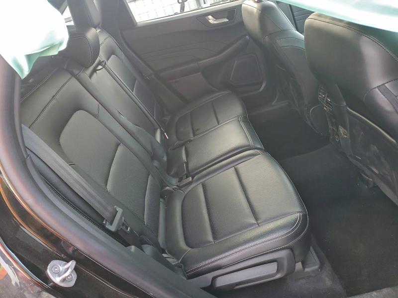Photo 11 from auction – 2022 FORD ESCAPE TIT with VIN 1FMCU9J91NUA91178