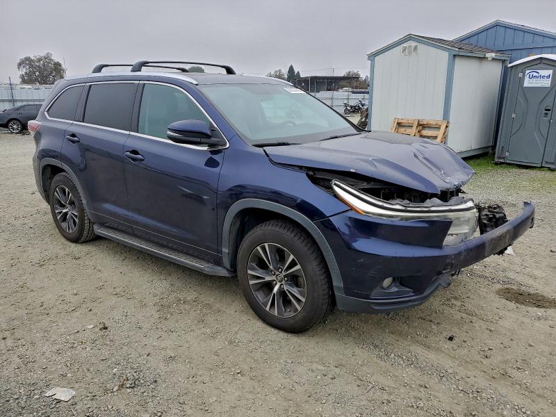 Photo 4 from auction – 2016 TOYOTA HIGHLANDER with VIN 5TDKKRFH2GS160098