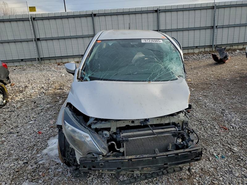 Photo 5 from auction – 2017 NISSAN VERSA NOTE with VIN 3N1CE2CP3HL364109