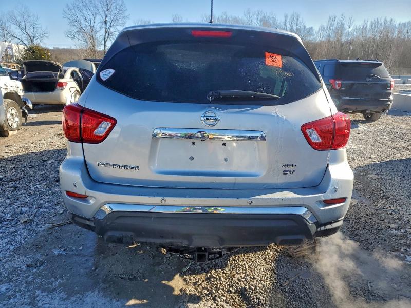 Photo 6 from auction – 2017 NISSAN PATHFINDER with VIN 5N1DR2MM2HC663575