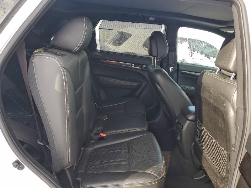 Photo 11 from auction – 2014 KIA SORENTO with VIN 5XYKWDA77EG462714